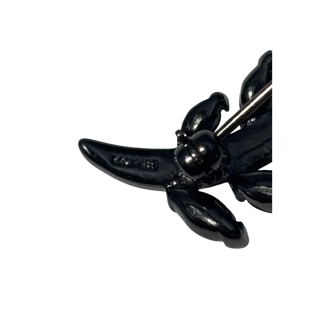 Vintage Signed Monet Dark Silver Tone Black Rhinestone Fern Leaf Brooch Pin